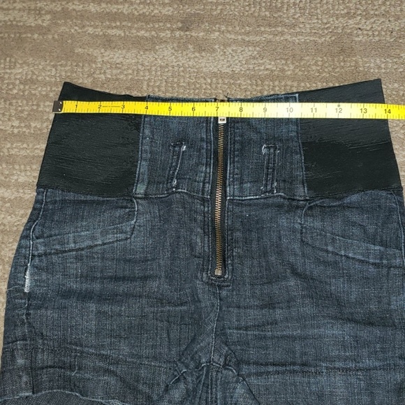 🎀 BOGO  free item- High waisted shorts - Picture 3 of 8